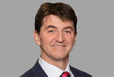 Skincare Q & A with Consultant Plastic Surgeon, Prof. Jack Kelly